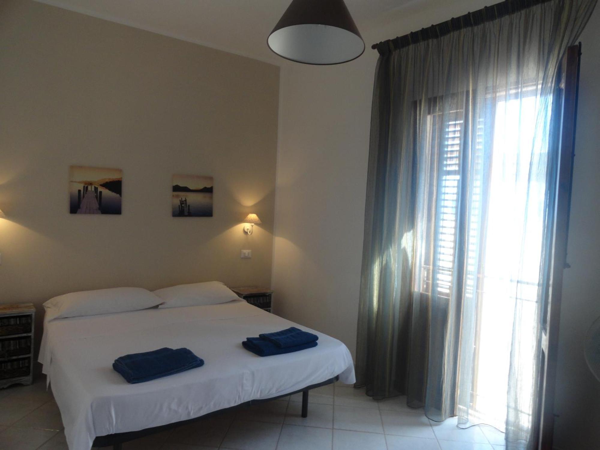 Ferienwohnung Il Cortile Di Eolo Marettimo Exterior foto